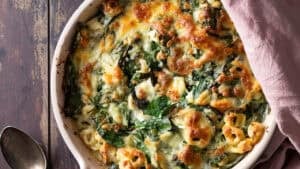 Cheesy spinach ricotta tortellini bake.