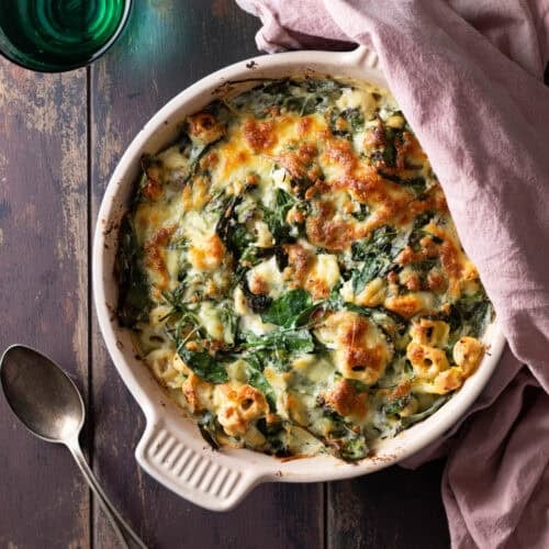 Cheesy spinach ricotta tortellini bake.