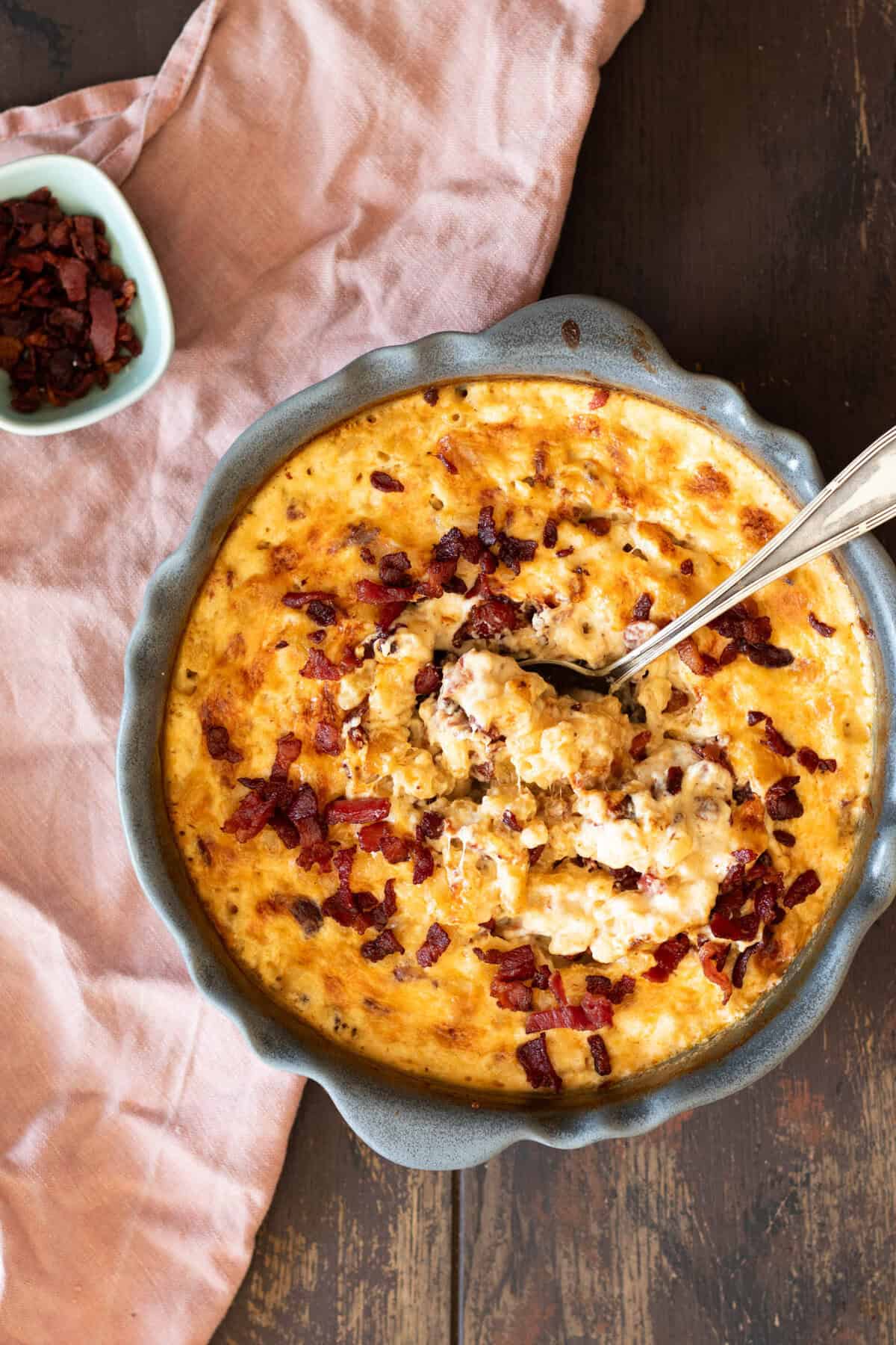 A pan full of bacon mac and cheese.